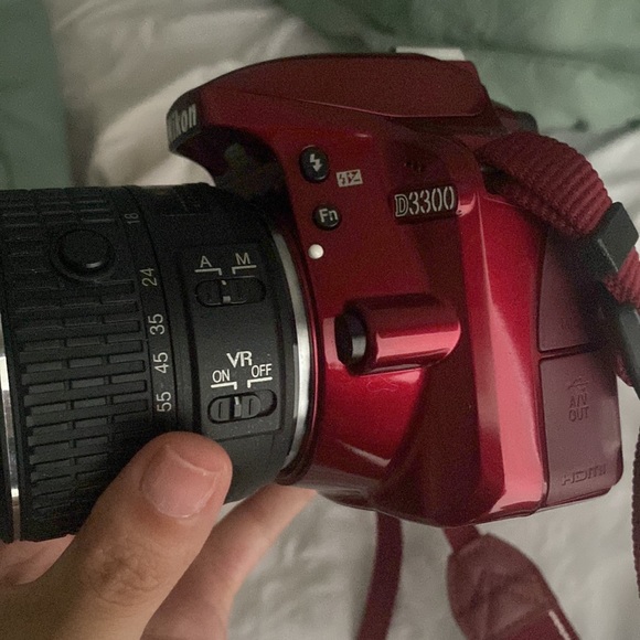 Nikon D3300 DSLR Camera with 18-55mm Lens (Red) - Picture 3 of 6